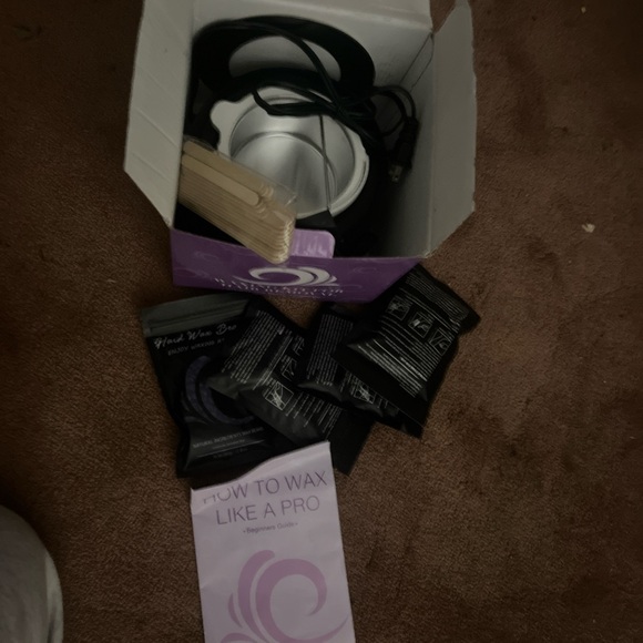 Amazon Purple Waxing Kit for Hair Removal - Picture 2 of 2